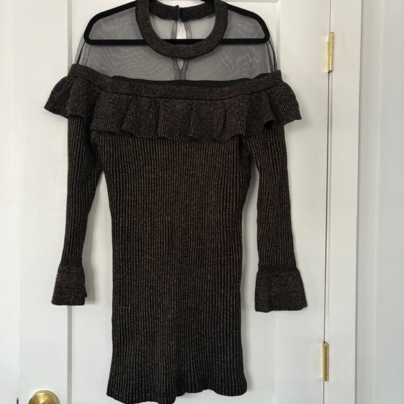 VENUS Dresses & Skirts - Venus Black Gold Metallic Mesh Ruffle Off Shoulder Long Sleeve Dress XL New Year